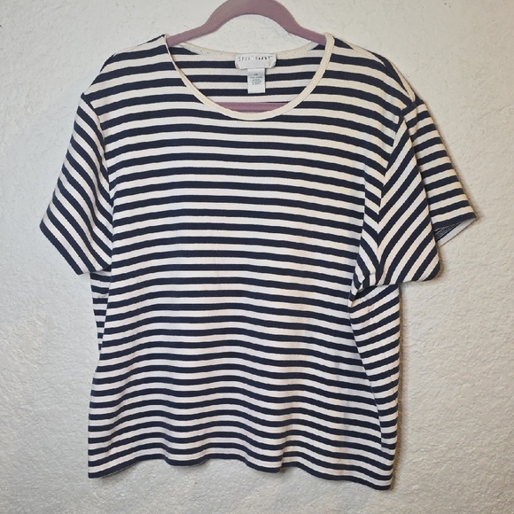 Sport Savvy Tops - Striped Navy and White Short Sleeve Tee